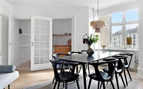Sanders Stage - Endearing Three-Bedroom Apartment Near Nyhavn